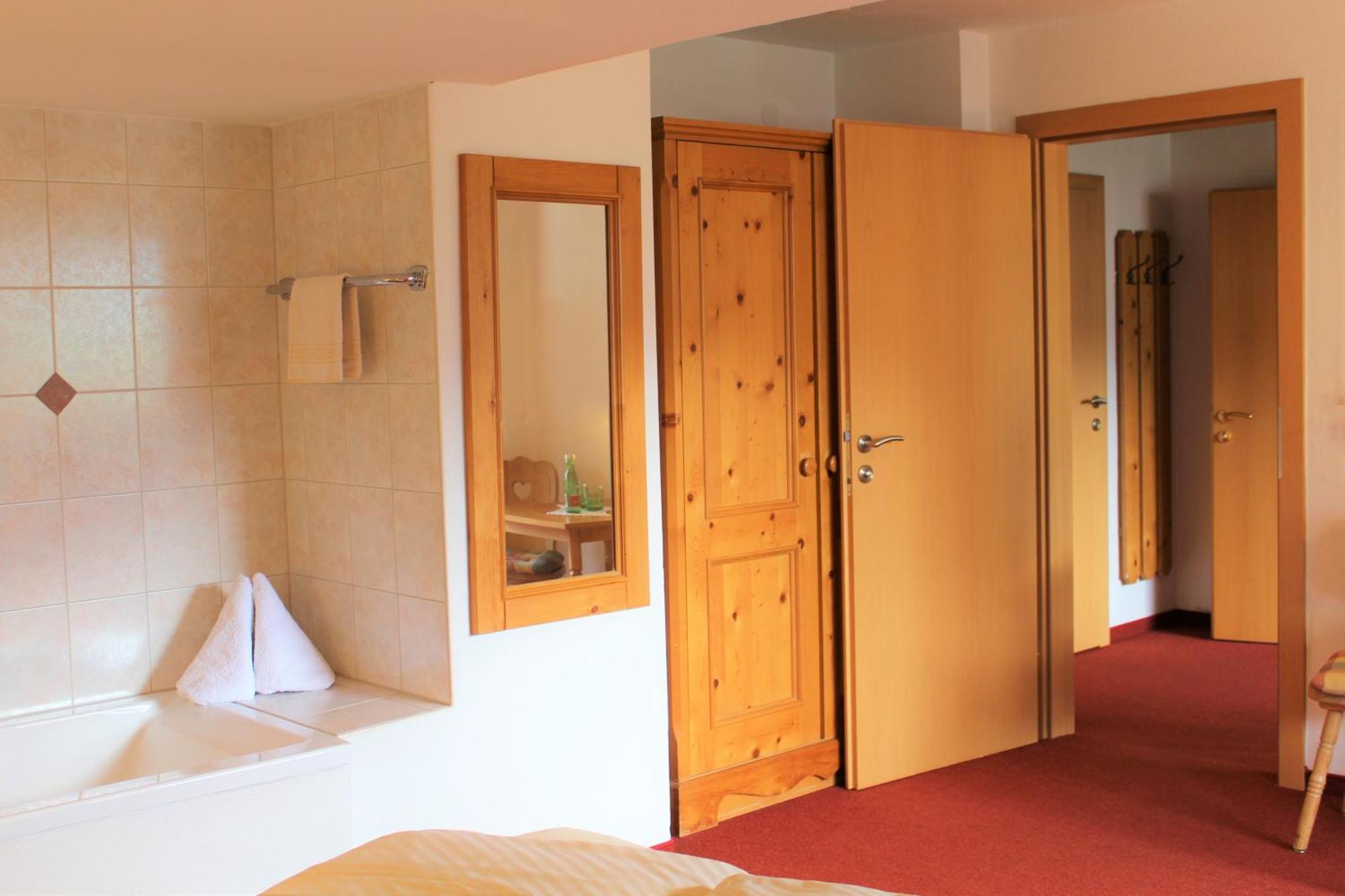 Hotel Feichter سول الغرفة الصورة